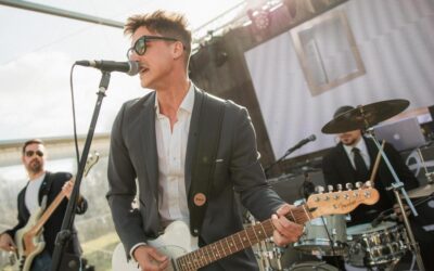 HOTEL PARIS – VERSIONES POP INDIE